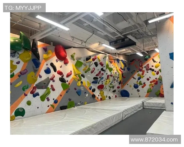 成都攀岩队灵活性分析与提升策略探讨之攀岩焦点